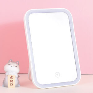 Simple square LED desk mirror - white (dry battery version)