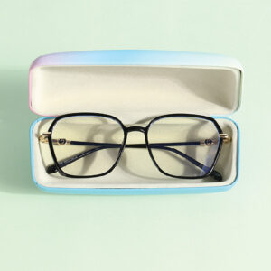 Lucky Bunny Tie-dye 90 Eyeglasses Case